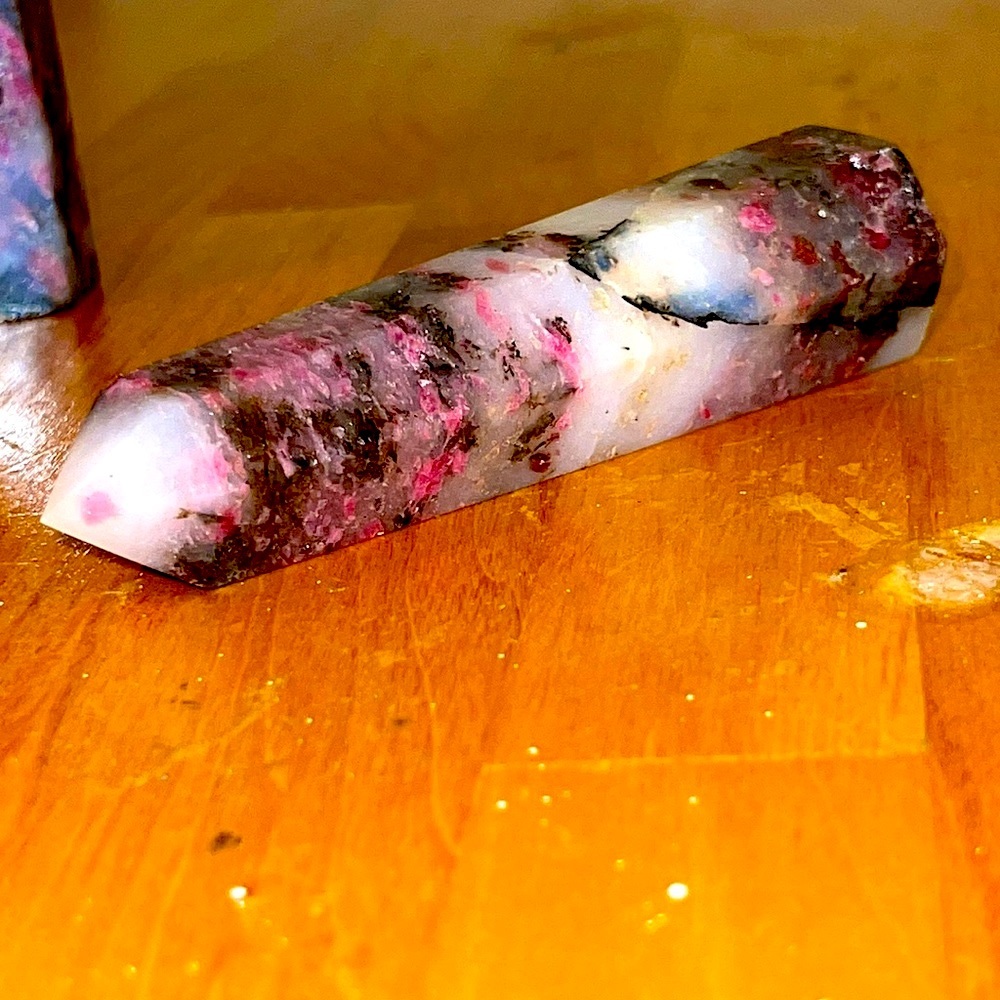 SUPER GEMMY Neon Pink Rhodonite w/Black Tourmaline in Quartz Tower #1 🖤💕 - Picture 3 of 13